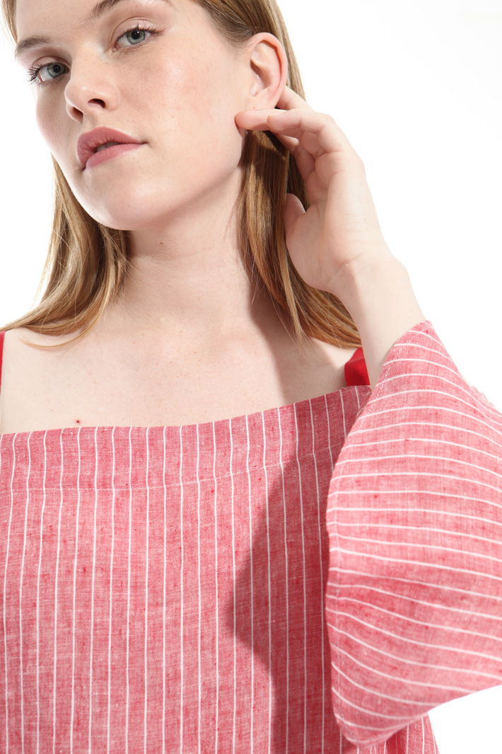 Top con spalline in gros grain Intrend Top con spalline in gros grain Intrend