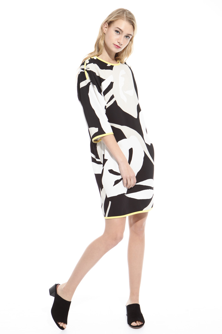 Kimono sleeve dress Intrend Kimono sleeve dress Intrend