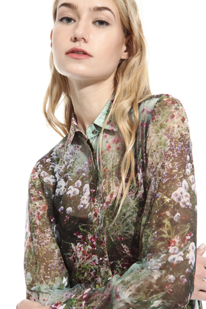 Silk georgette shirt Intrend Silk georgette shirt Intrend