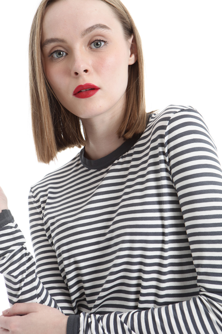 T-shirt in jersey rigato Intrend T-shirt in jersey rigato Intrend