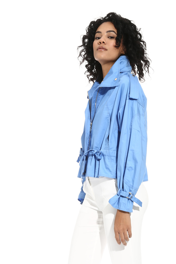 Giacca con coulisse in vita Intrend Giacca con coulisse in vita Intrend