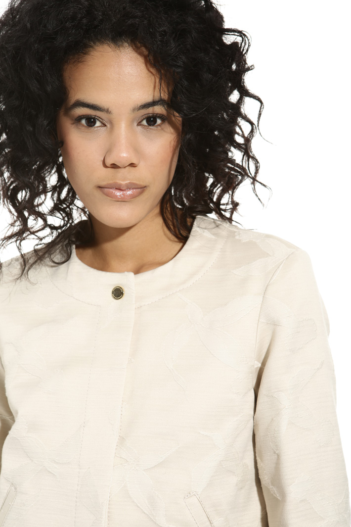 Giacca in tessuto jacquard Intrend Giacca in tessuto jacquard Intrend
