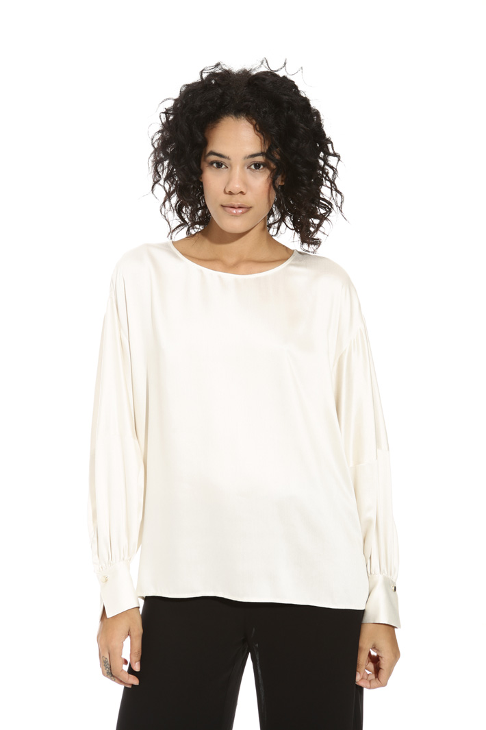 Blusa con maniche a sbuffo Intrend Blusa con maniche a sbuffo Intrend