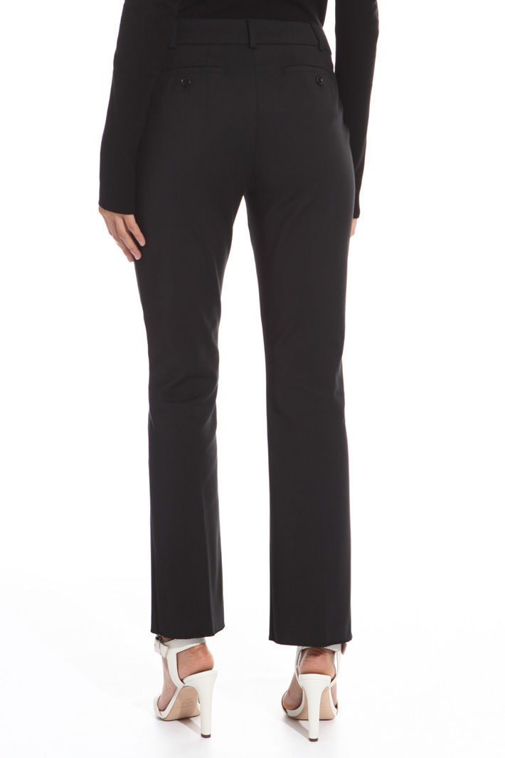 Pantalone in tela stretch Intrend Pantalone in tela stretch Intrend