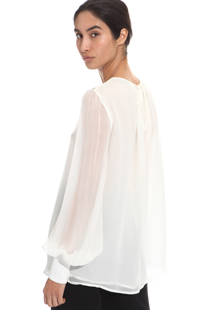 Blusa in gerogette di seta Intrend Blusa in gerogette di seta Intrend
