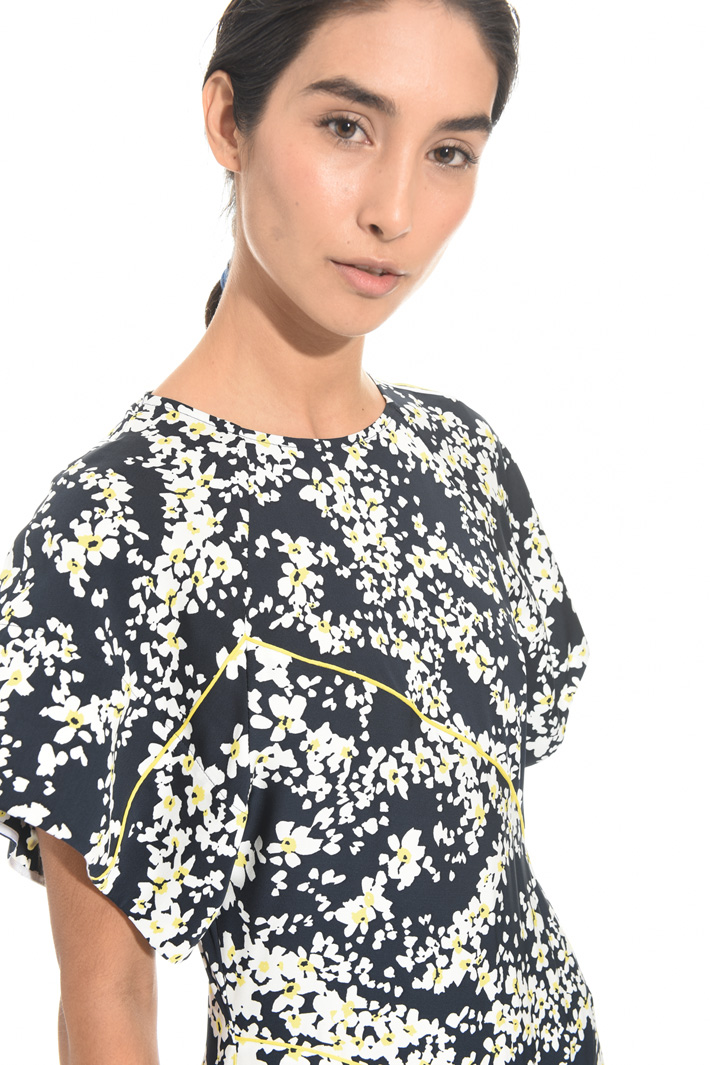 Dress with back opening Intrend Dress with back opening Intrend