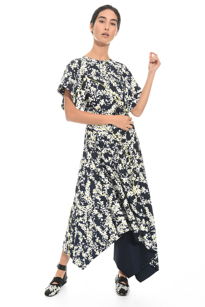 Dress with back opening Intrend Dress with back opening Intrend