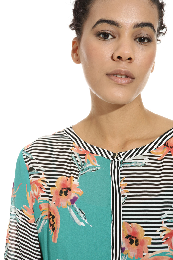 Printed crepe dress Intrend Printed crepe dress Intrend