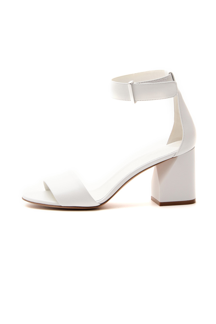 Ankle-strap sandals Intrend Ankle-strap sandals Intrend