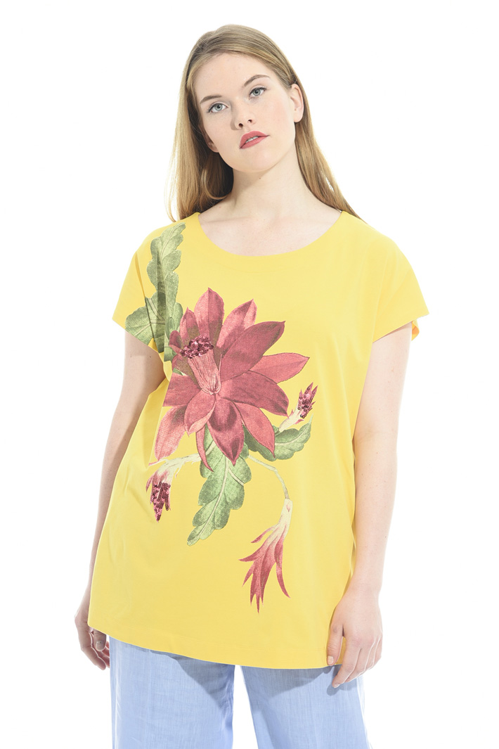 Printed T-shirt with embroidery Intrend Printed T-shirt with embroidery Intrend