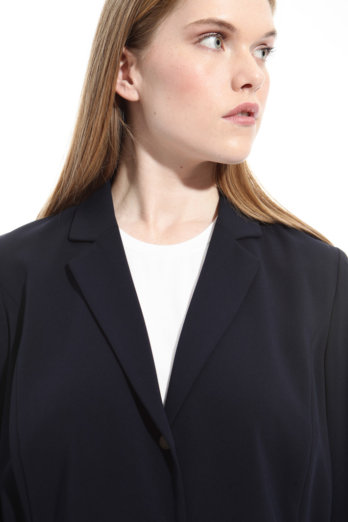 Blazer in tessuto stretch Intrend Blazer in tessuto stretch Intrend