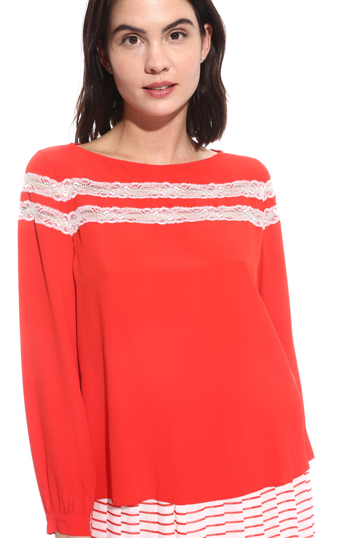 Blusa in crepe e pizzo Intrend Blusa in crepe e pizzo Intrend