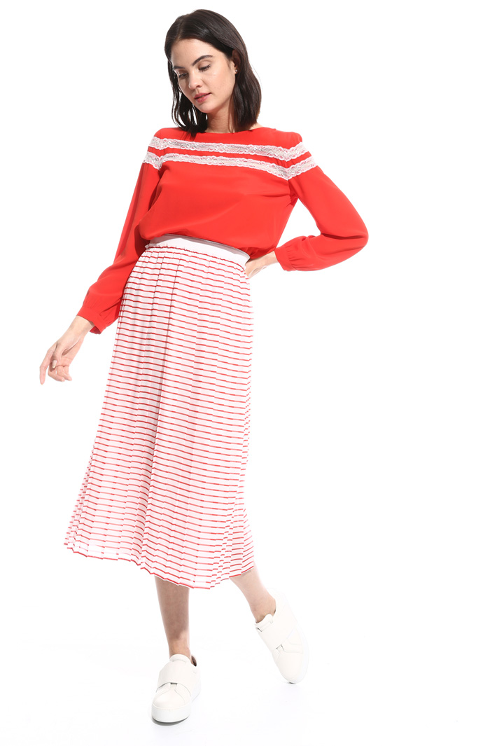 Blusa in crepe e pizzo Intrend Blusa in crepe e pizzo Intrend
