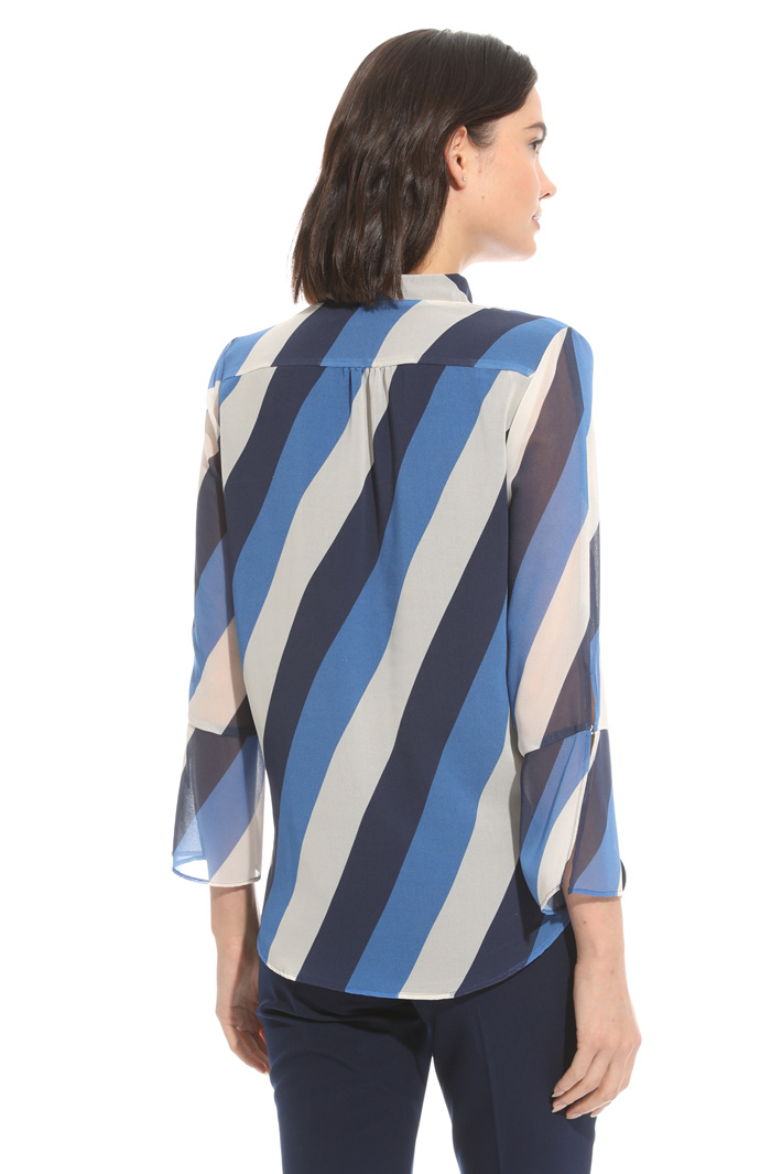 Blusa con pannelli sovrapposti Intrend Blusa con pannelli sovrapposti Intrend