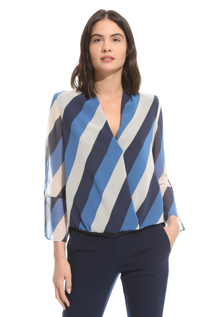 Blusa con pannelli sovrapposti Intrend Blusa con pannelli sovrapposti Intrend