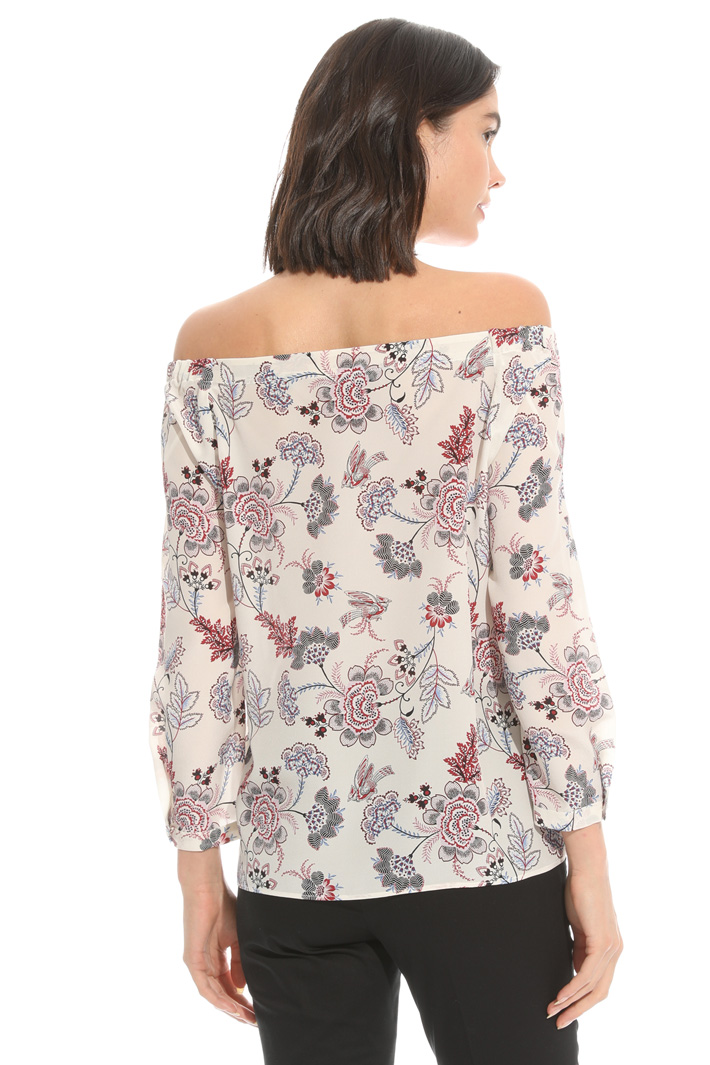 Bardot neckline top Intrend Bardot neckline top Intrend