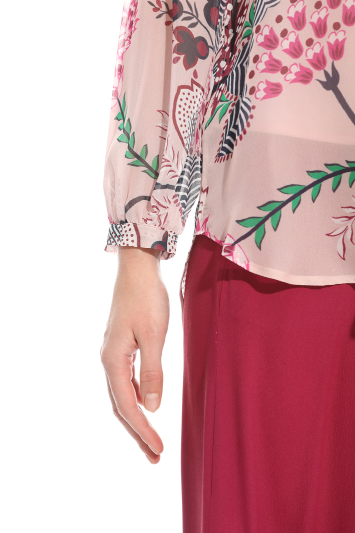 Printed shirt
Intrend Printed shirt
Intrend