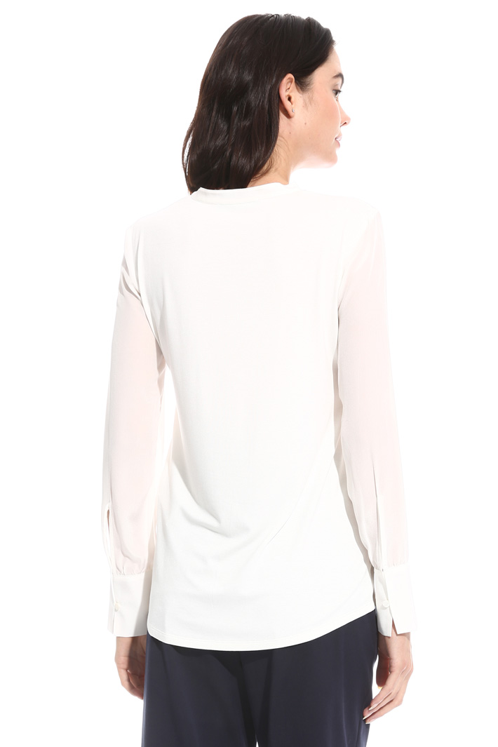 T-shirt in jersey e crepe Intrend T-shirt in jersey e crepe Intrend