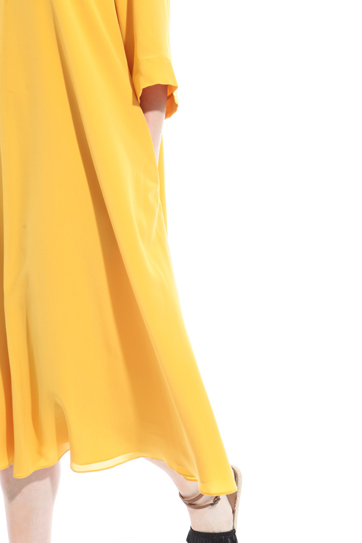 Abito in crepe de chine Intrend Abito in crepe de chine Intrend
