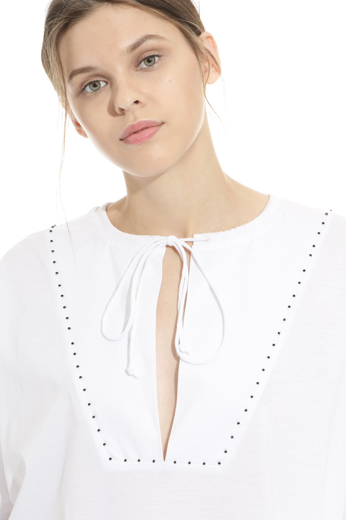 Cotton tunic with beads Intrend Cotton tunic with beads Intrend