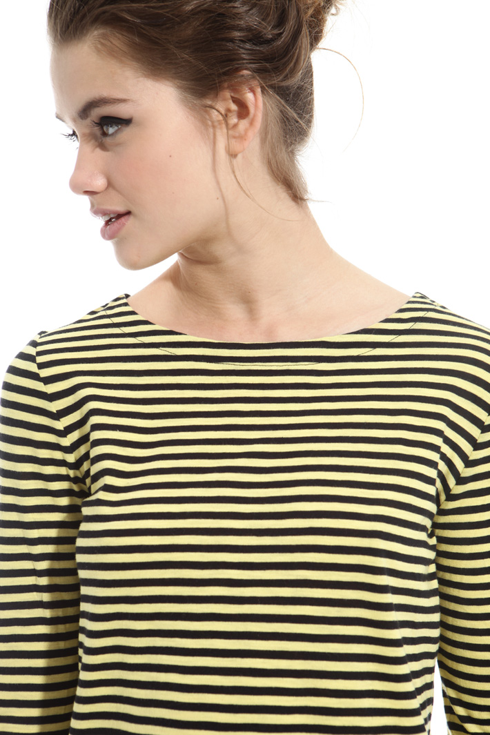 T-shirt in jersey rigato Intrend T-shirt in jersey rigato Intrend