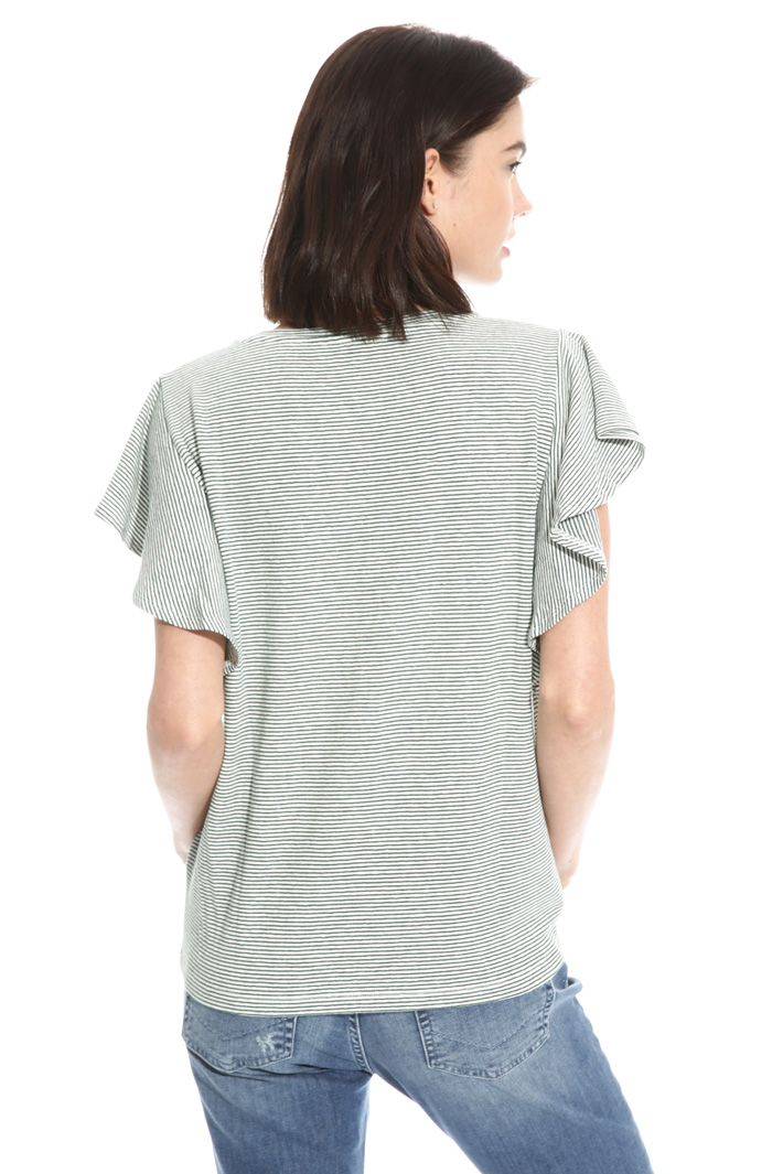 T-shirt con maniche volant Intrend T-shirt con maniche volant Intrend