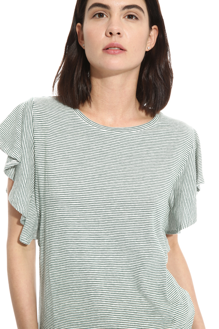 T-shirt con maniche volant Intrend T-shirt con maniche volant Intrend