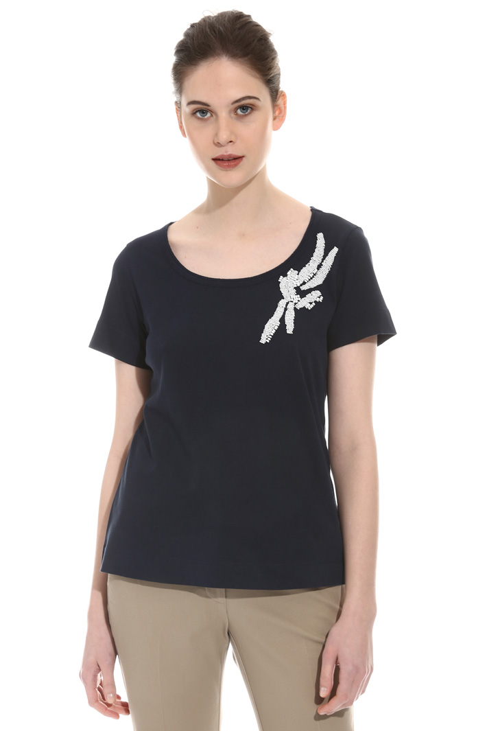 T-shirt con perline ricamate Intrend T-shirt con perline ricamate Intrend