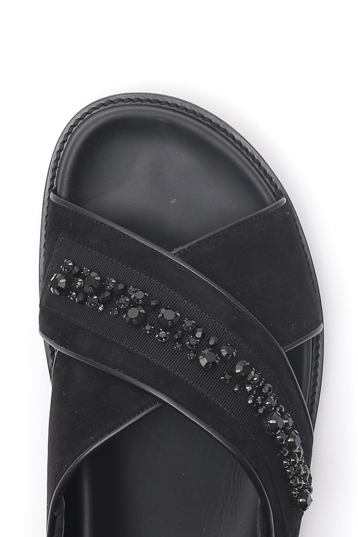 Jewel embroidery sandals Intrend Jewel embroidery sandals Intrend