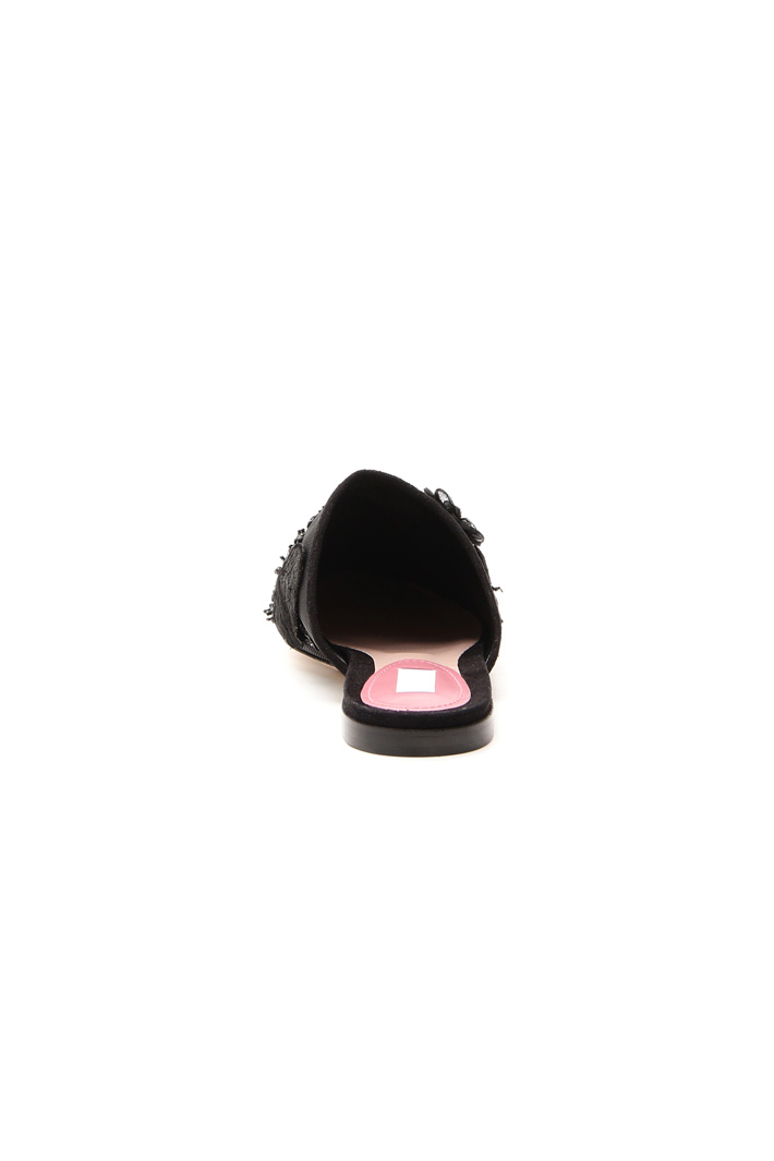 Sabot con ricami floreali Intrend Sabot con ricami floreali Intrend