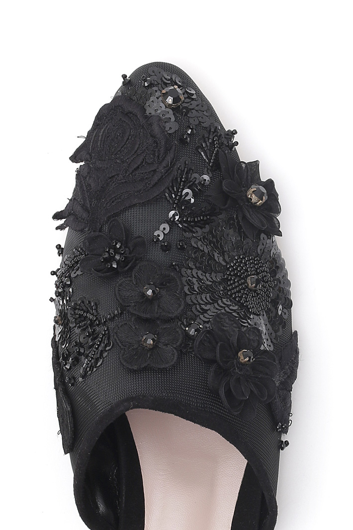 Sabot con ricami floreali Intrend Sabot con ricami floreali Intrend