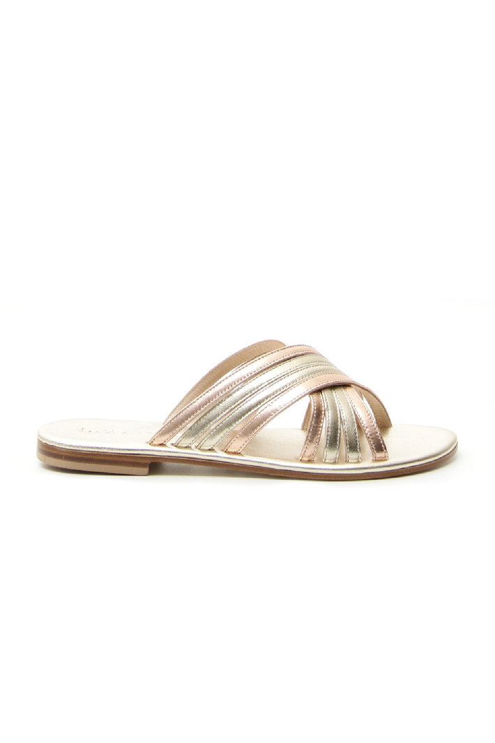 Two-colored strap slipper Intrend Two-colored strap slipper Intrend