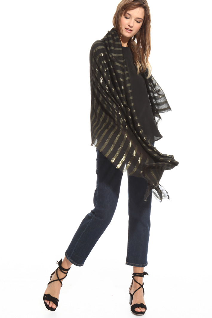 Stola con motivo lurex Intrend Stola con motivo lurex Intrend