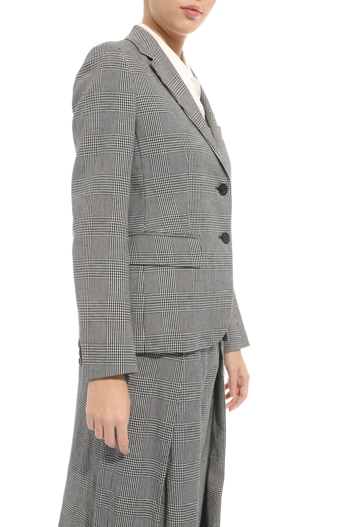 Blazer con disegni in trama Intrend Blazer con disegni in trama Intrend