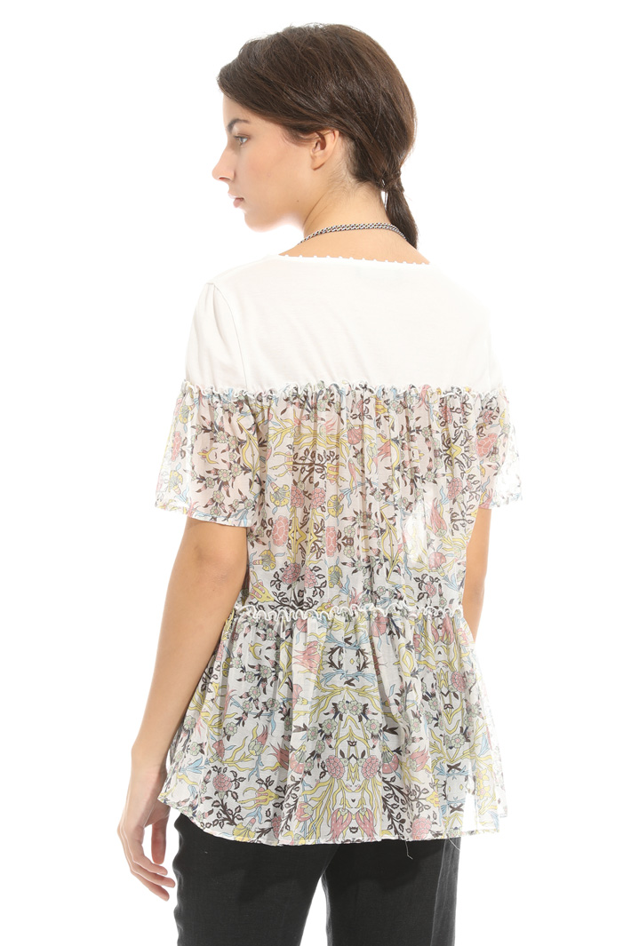 Top con balze Intrend Top con balze Intrend
