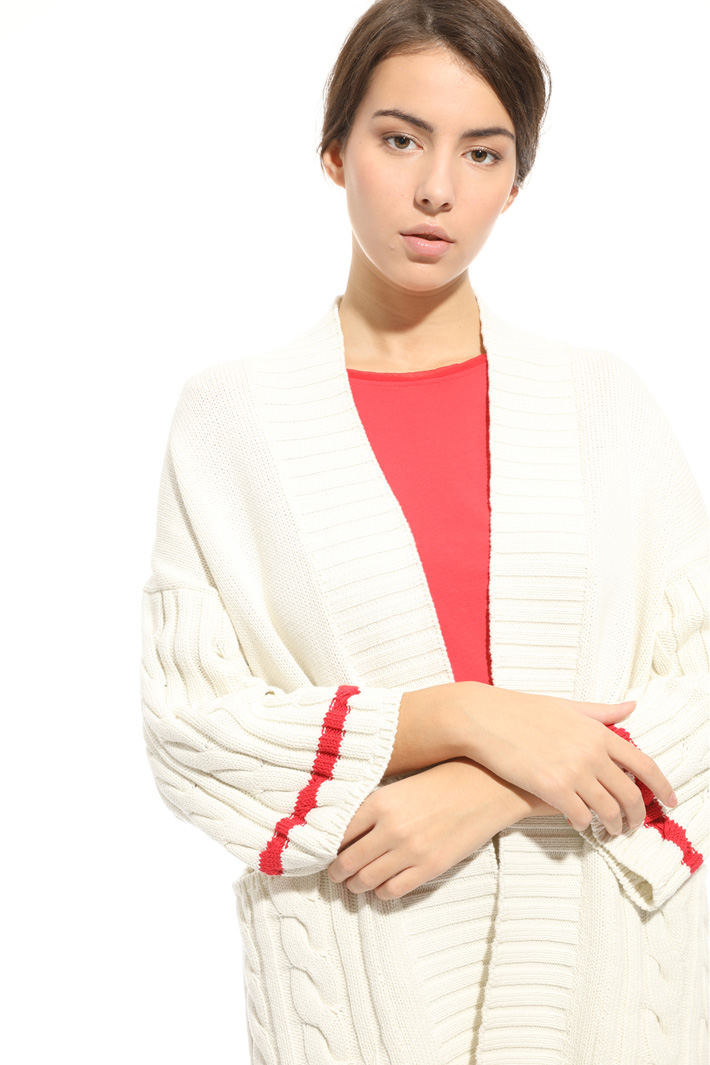 Cardigan in maglia lavorata Intrend Cardigan in maglia lavorata Intrend