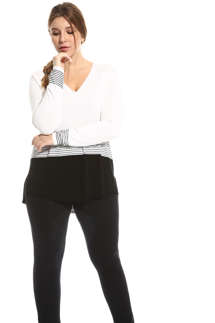 Maglia in viscosa e lurex Intrend Maglia in viscosa e lurex Intrend