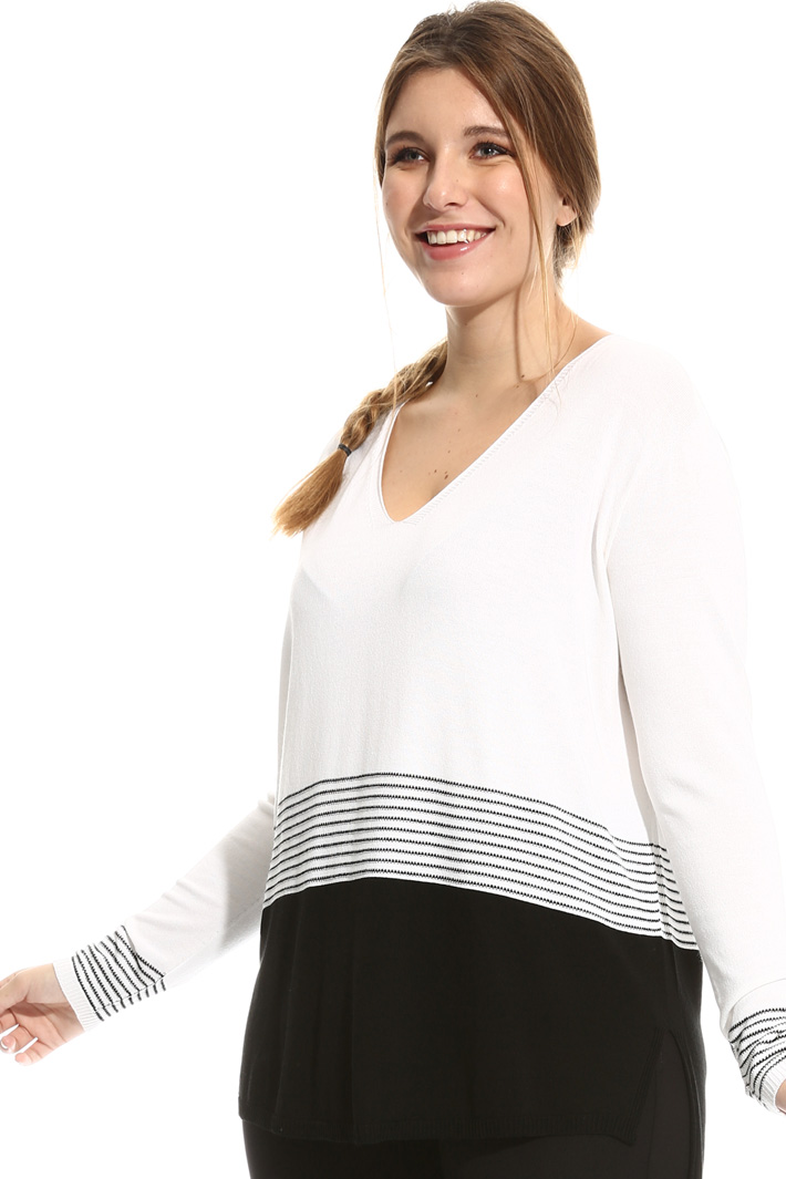 Maglia in viscosa e lurex Intrend Maglia in viscosa e lurex Intrend