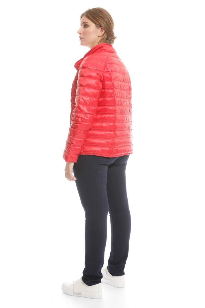 Piumino leggero antigoccia Intrend Piumino leggero antigoccia Intrend