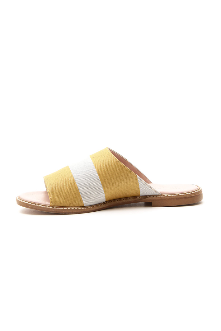 Textured slippers Intrend Textured slippers Intrend