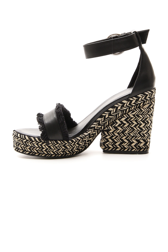 Sandal with wedge heel Intrend Sandal with wedge heel Intrend