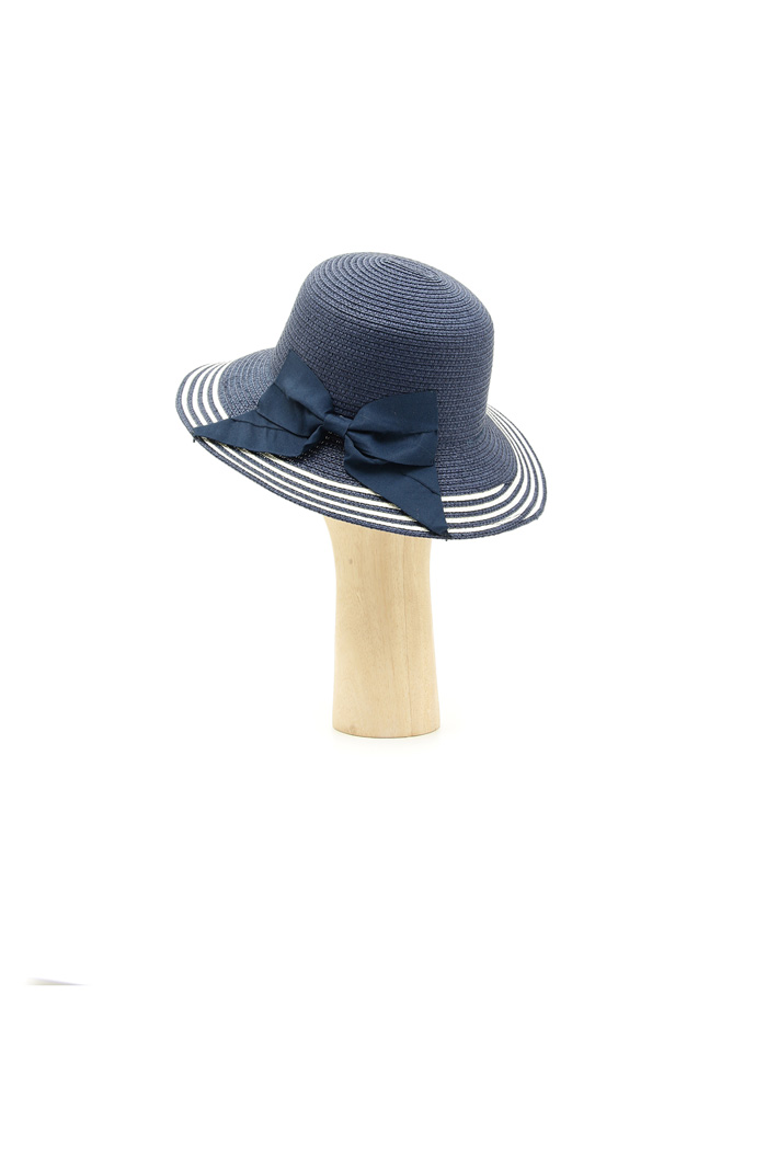 Cappello con maxi fiocco Intrend Cappello con maxi fiocco Intrend