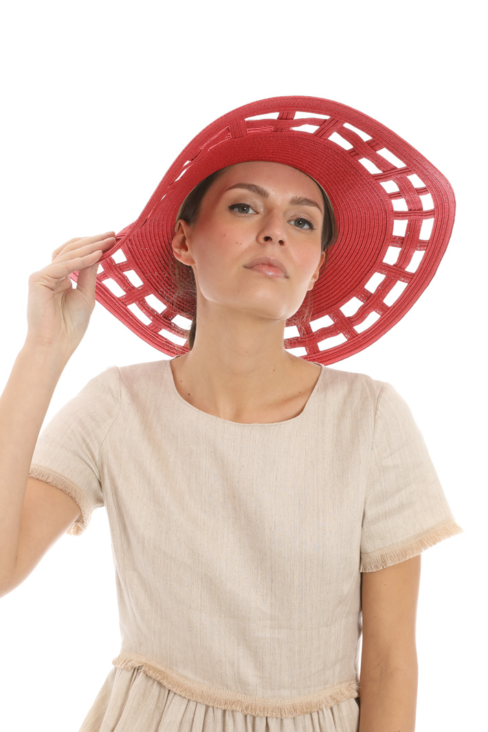 Perforated brim hat Intrend Perforated brim hat Intrend