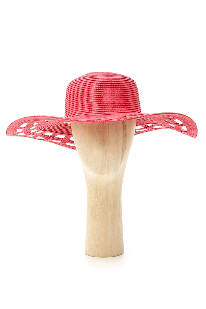 Perforated brim hat Intrend Perforated brim hat Intrend