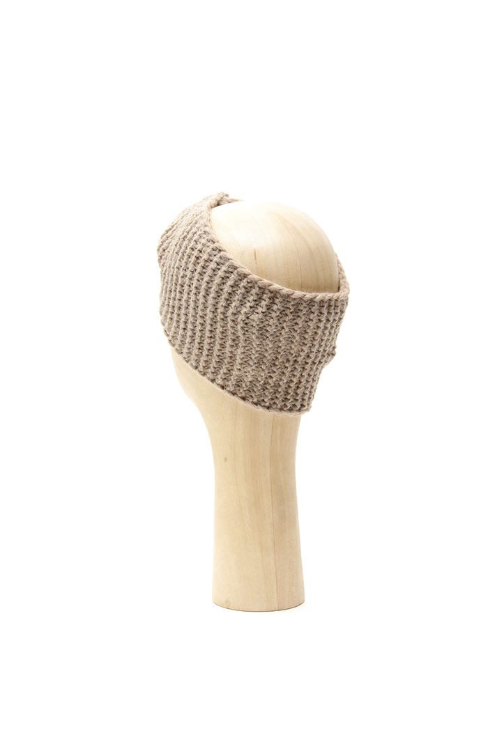 Knit hat with knot Intrend Knit hat with knot Intrend