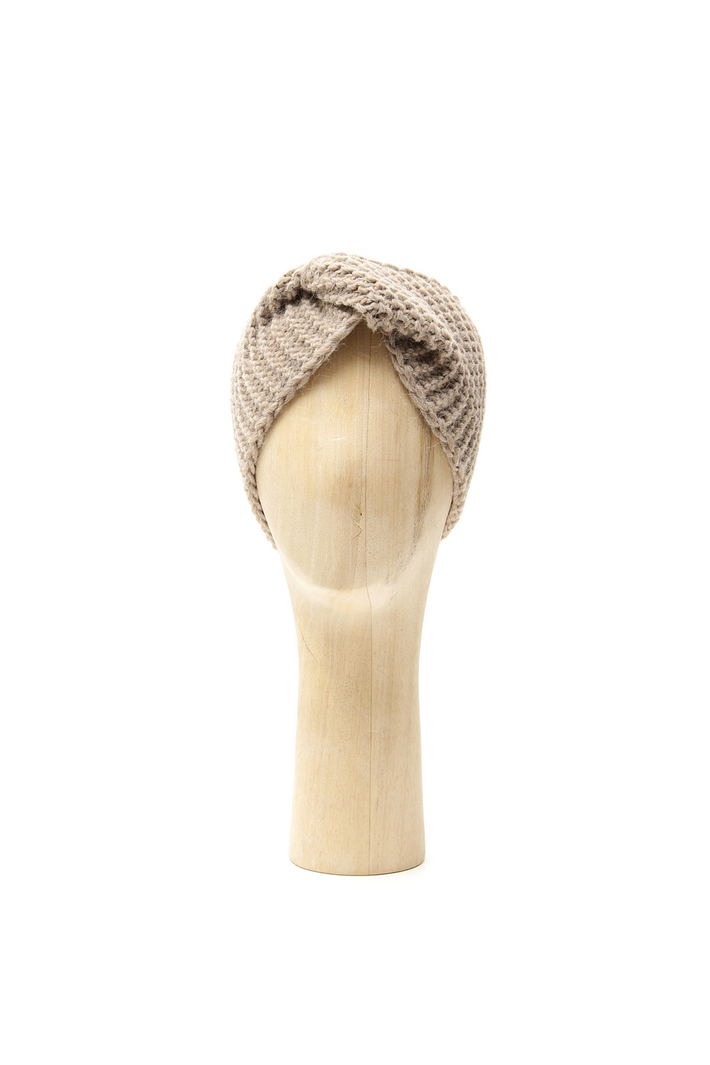 Knit hat with knot Intrend Knit hat with knot Intrend