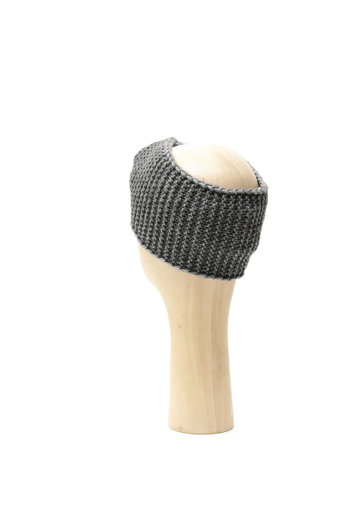 Knit hat with knot Intrend Knit hat with knot Intrend