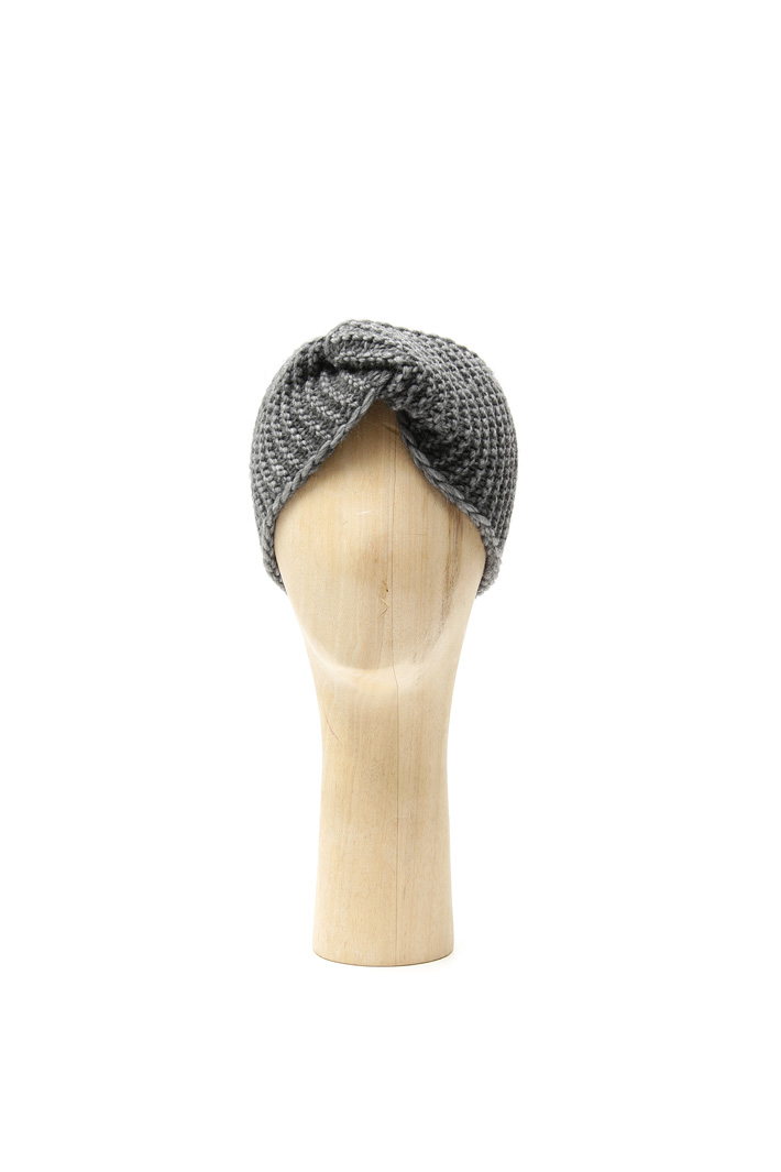 Knit hat with knot Intrend Knit hat with knot Intrend