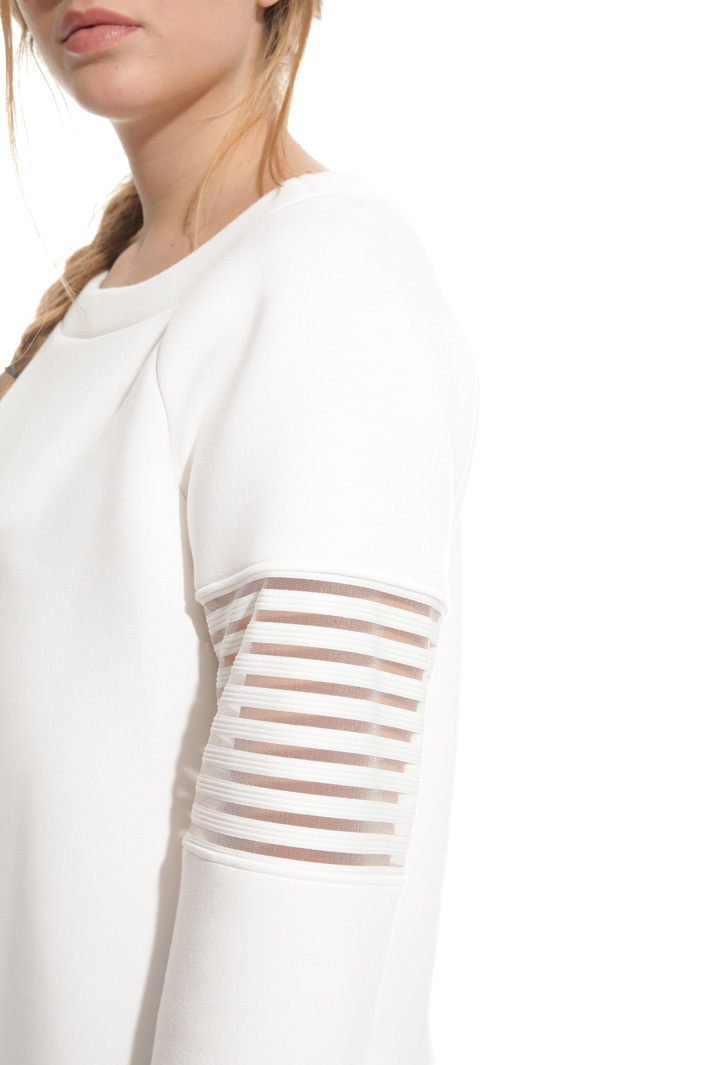 Sweatshirt in compact jersey
Intrend Sweatshirt in compact jersey
Intrend