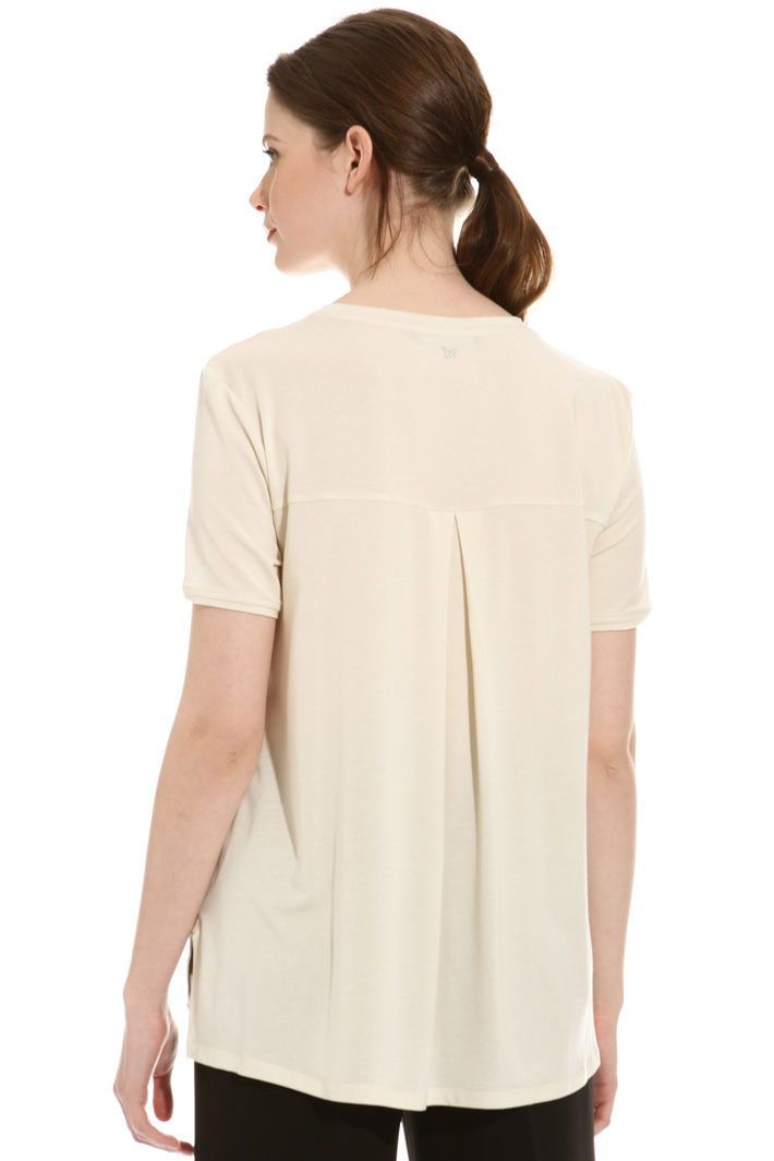 T-shirt con pietre ricamate Intrend T-shirt con pietre ricamate Intrend